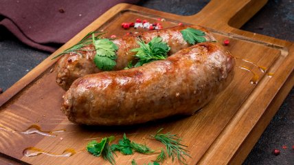 Kupati ( bağırsaq, mal əti, qoç əti, donuz piyi, zirinc, sarımsaq, gürcü ədviyyatları) 